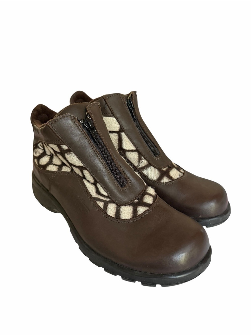 Martino Women's Brown Leather Zip-Front Comfort Boots Cowhide giraffe Print 8